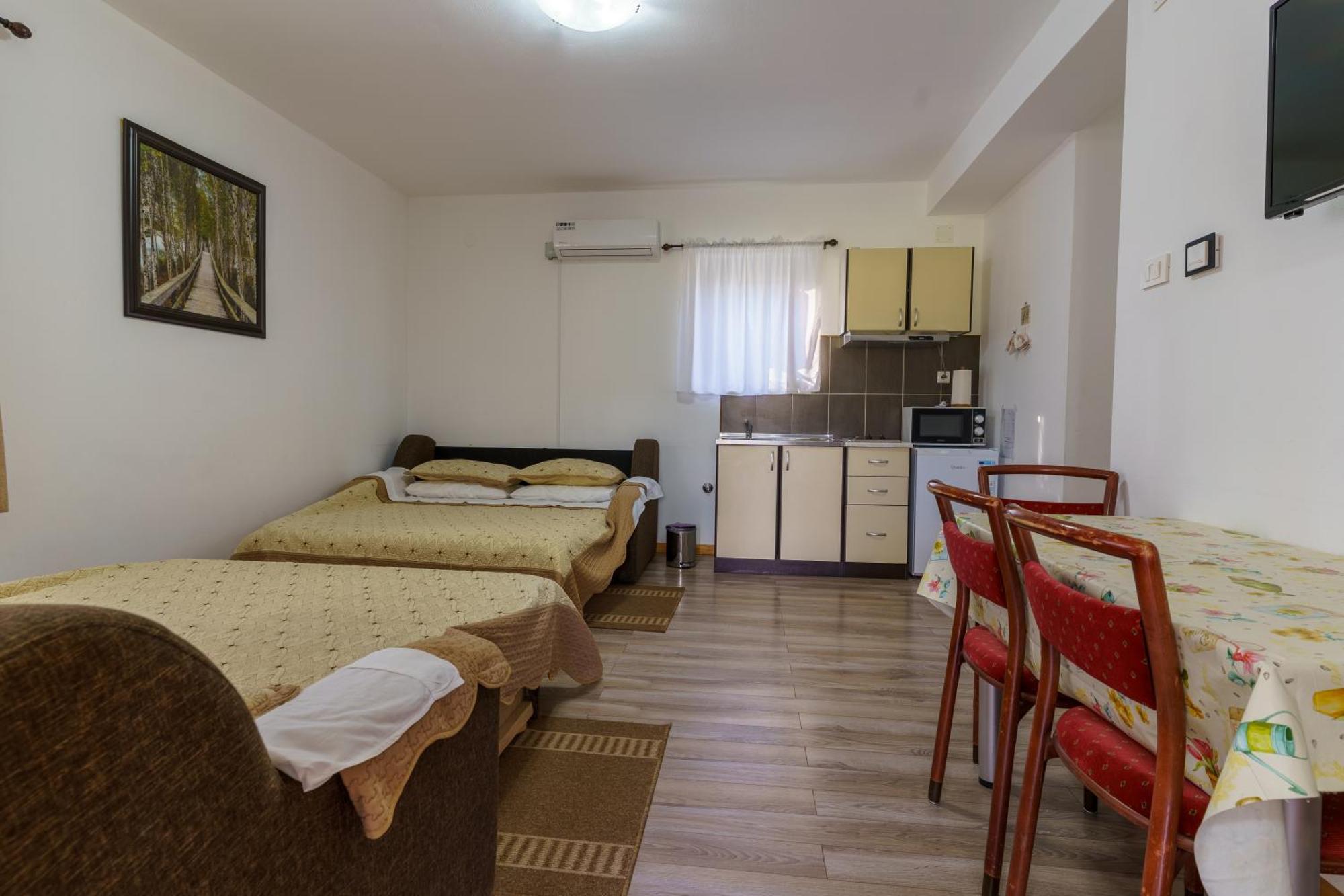 Guest House Good Night Donji Babin Potok Exterior foto