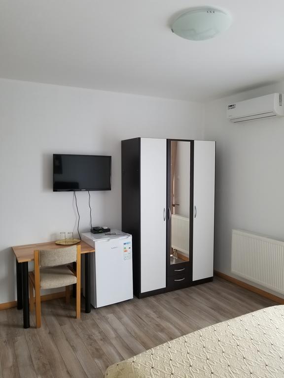 Guest House Good Night Donji Babin Potok Habitación foto